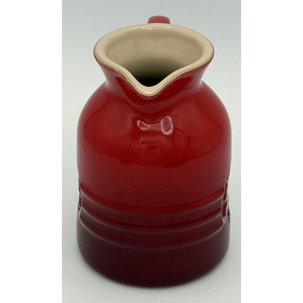 Le Creuset Syrup Pitcher Cherry Red Cerise 6 oz Stoneware Maple Leaf 15-13